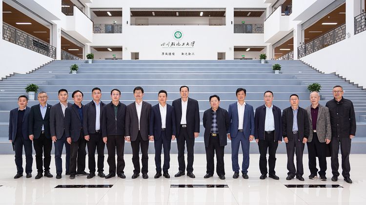 XCB_0758x.jpg XCB_0758x.jpg