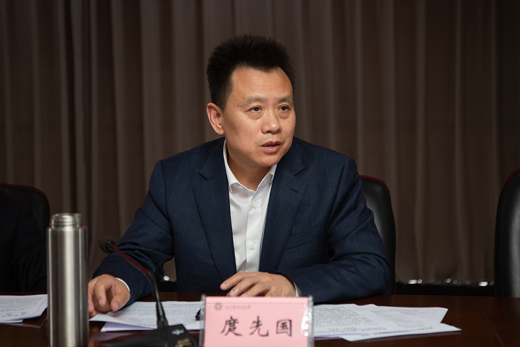 XCB_0486.jpg XCB_0486.jpg