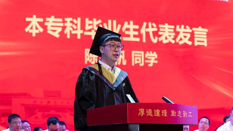 LJH_3905.jpg LJH_3905.jpg