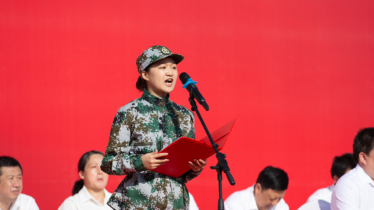 XCB_5104.jpg XCB_5104.jpg