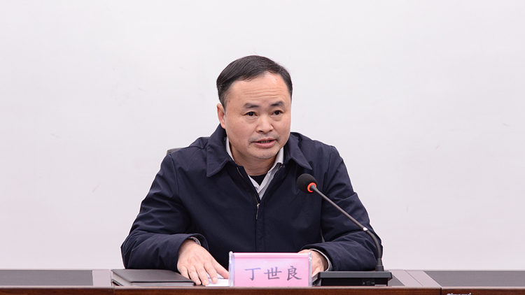 YAM_8827.jpg YAM_8827.jpg