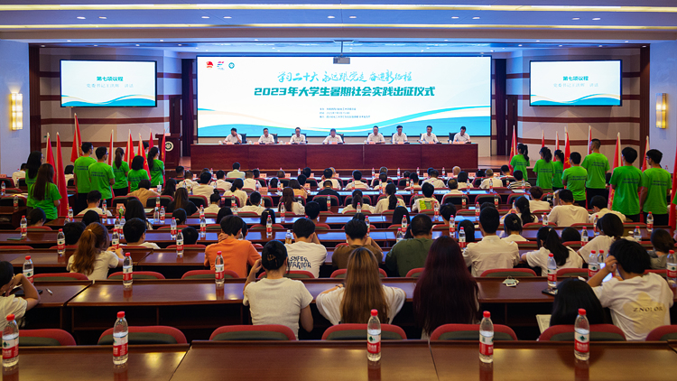 XCB_4716.jpg XCB_4716.jpg