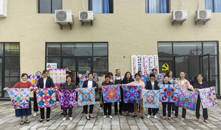 继承德铭坚定信念 共建红色美丽村庄3.jpg 继承德铭坚定信念 共建红色美丽村庄3.jpg