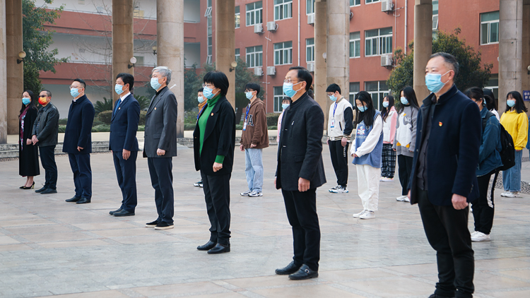 XCB_4911.jpg XCB_4911.jpg