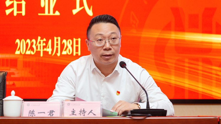 XCB_1054.jpg XCB_1054.jpg