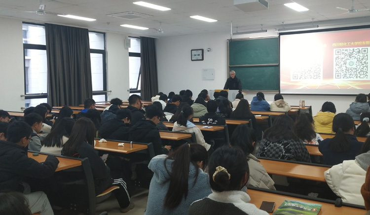 李先民老师李白河校区H1-315.jpg 李先民老师李白河校区H1-315.jpg