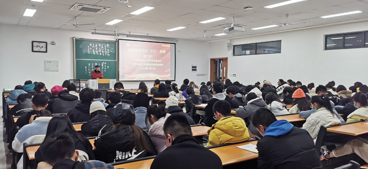 徐仲先老师李白河校区H1-316.jpg 徐仲先老师李白河校区H1-316.jpg