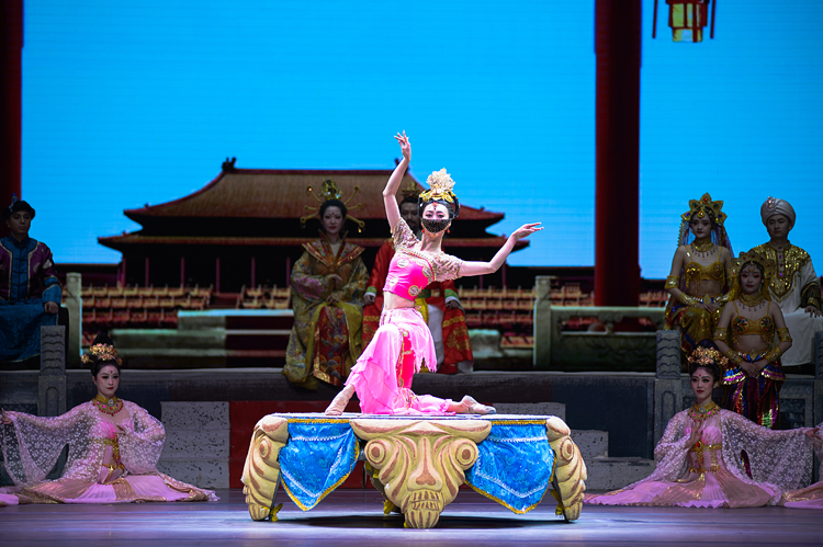 YAM_2207.jpg YAM_2207.jpg