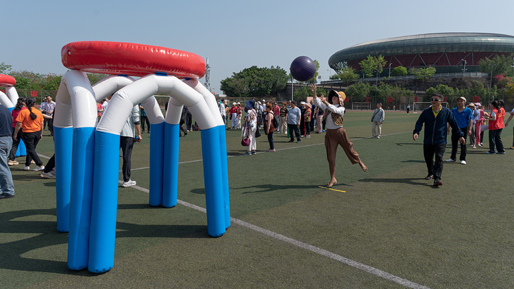 LJH_2210.jpg LJH_2210.jpg