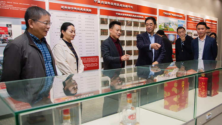 XCB_4277.jpg XCB_4277.jpg