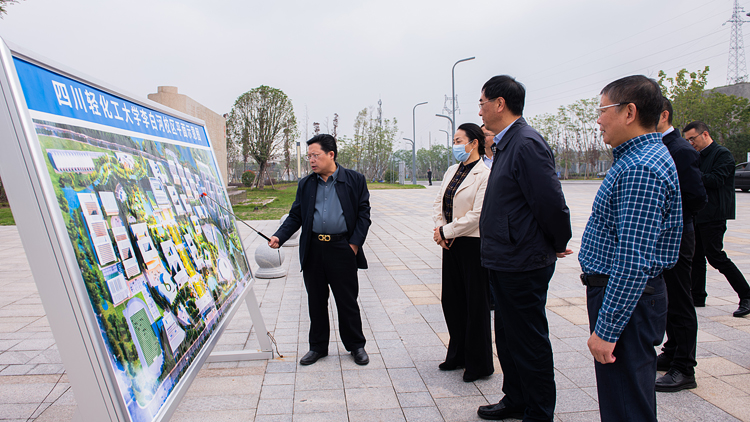 YAM_1834.jpg YAM_1834.jpg