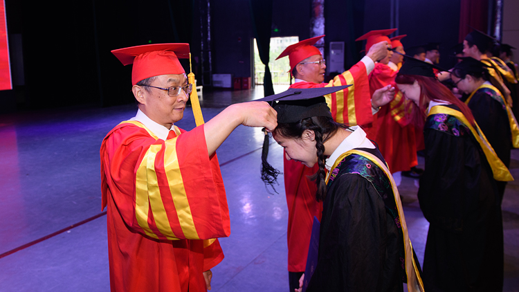 YAM_2100.jpg YAM_2100.jpg