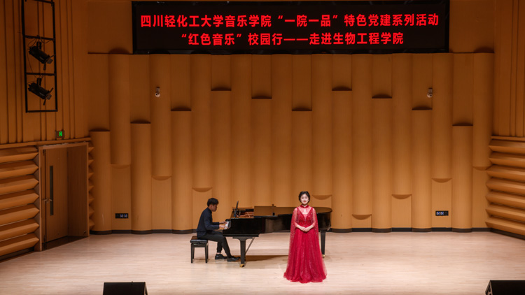 YAM_1953.jpg YAM_1953.jpg