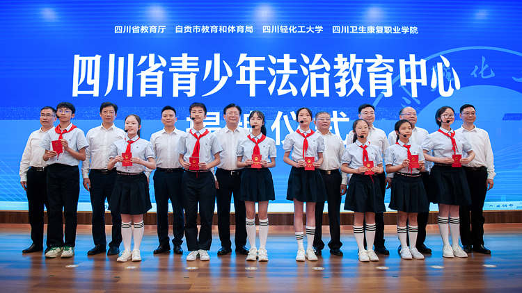 2.25-1.jpg 2.25-1.jpg