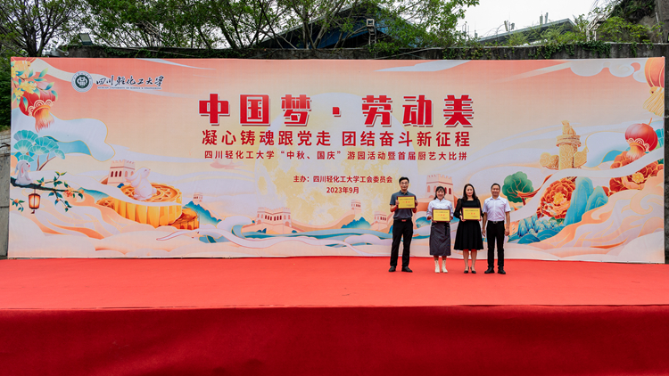 LJH_4182.jpg LJH_4182.jpg