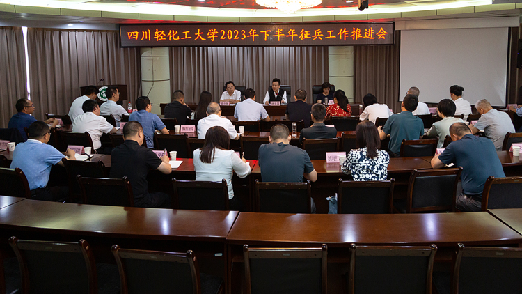 XCB_0946.jpg XCB_0946.jpg