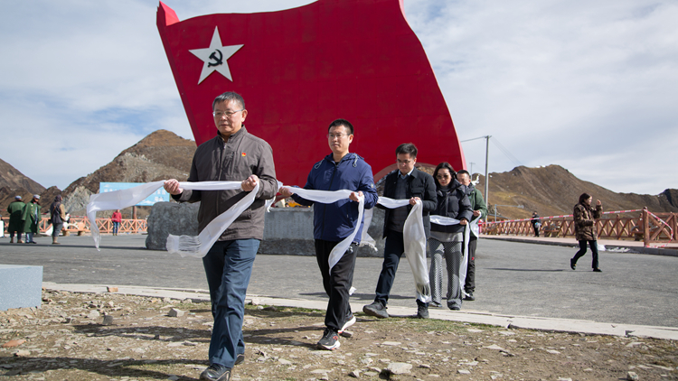 XCB_3235.jpg XCB_3235.jpg