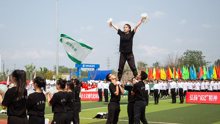 XCB_4092.jpg XCB_4092.jpg