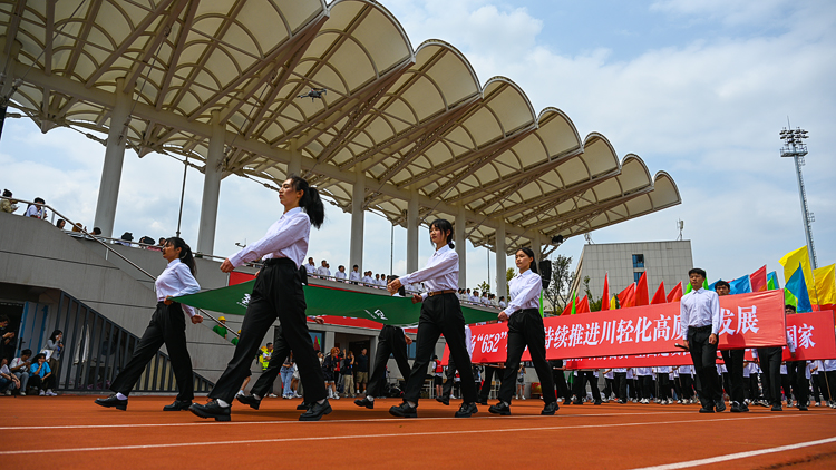 LJH_9581.jpg LJH_9581.jpg