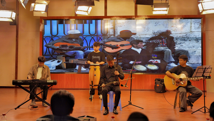 合奏 古巴.jpg 合奏 古巴.jpg