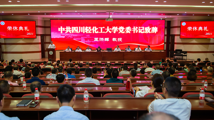 XCB_5592.jpg XCB_5592.jpg