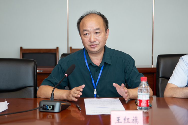 XCB_4166.jpg XCB_4166.jpg