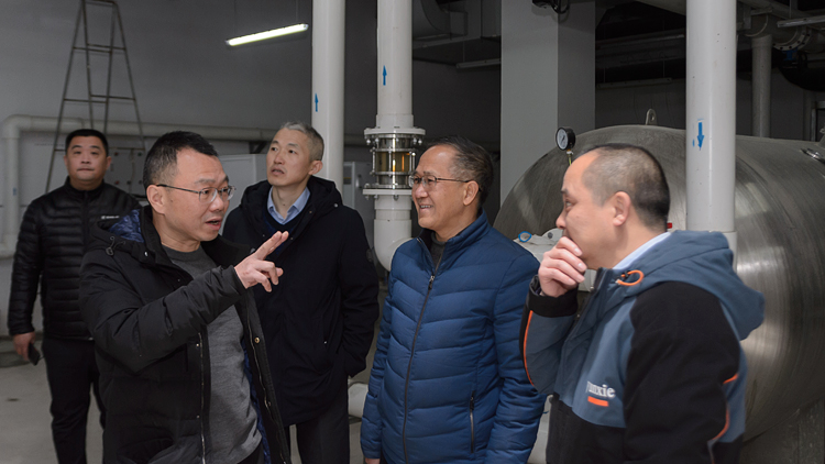 YAM_2437.jpg YAM_2437.jpg