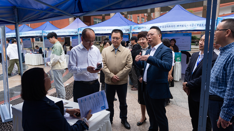 DSC_4995-6.jpg DSC_4995-6.jpg