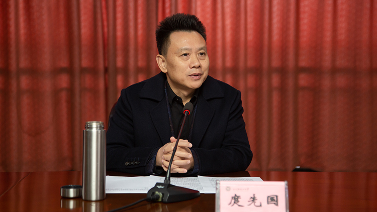 XCB_9347.jpg XCB_9347.jpg