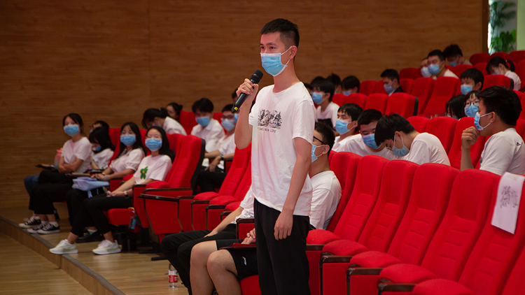 XCB_6353.jpg XCB_6353.jpg