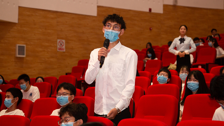 XCB_6292.jpg XCB_6292.jpg