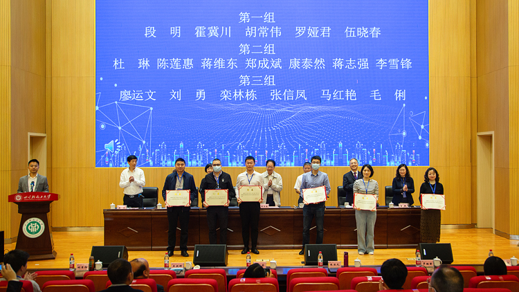 XCB_8907.jpg XCB_8907.jpg