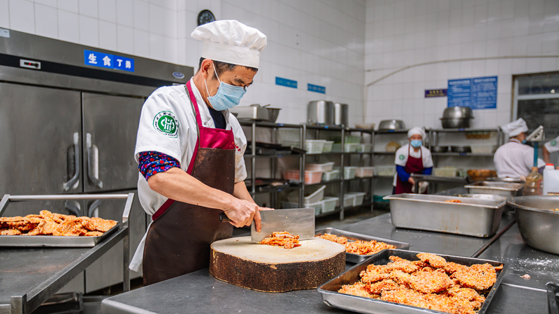 800-17.jpg 800-17.jpg