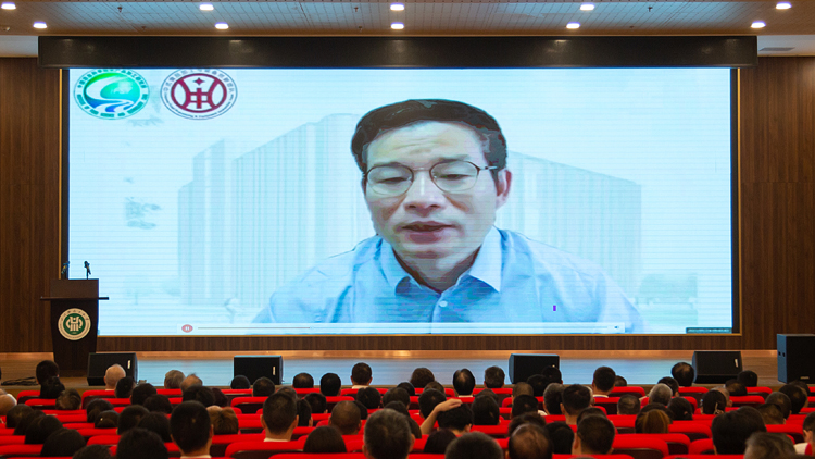 XCB_0655.jpg XCB_0655.jpg