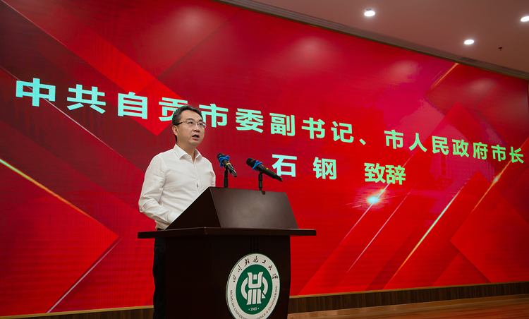 XCB_0697.jpg XCB_0697.jpg