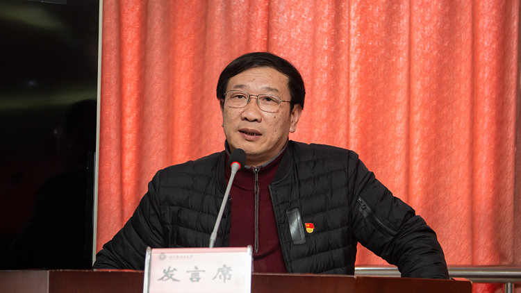 XCB_5988.jpg XCB_5988.jpg