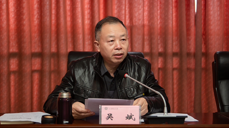 XCB_5954.jpg XCB_5954.jpg