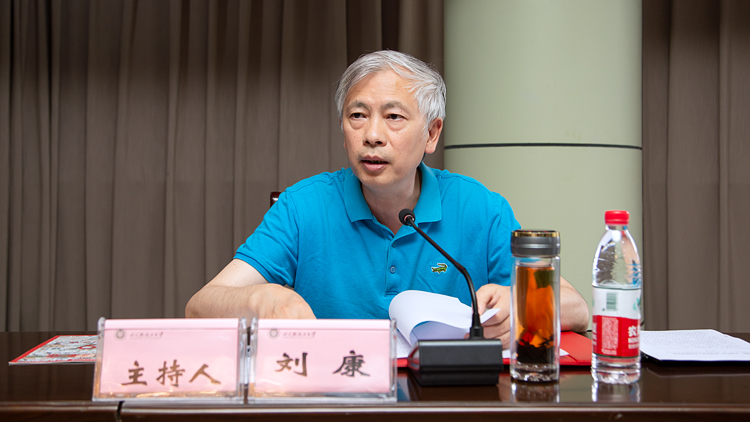 XCB_2218.jpg XCB_2218.jpg