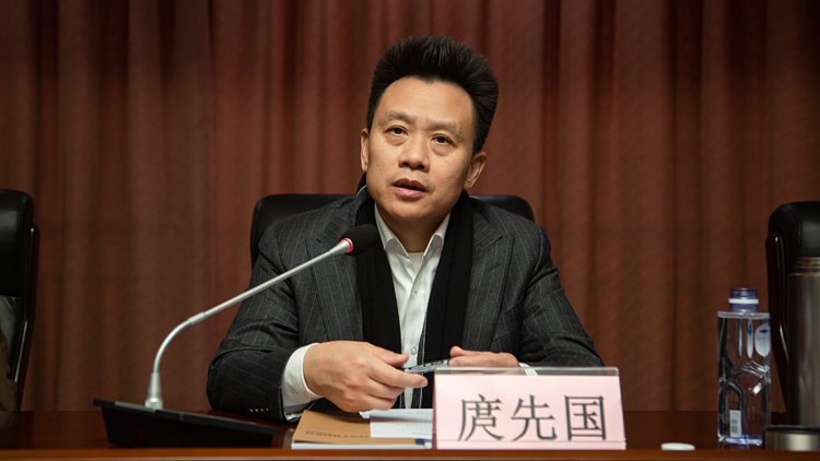 XCB_0689.jpg XCB_0689.jpg