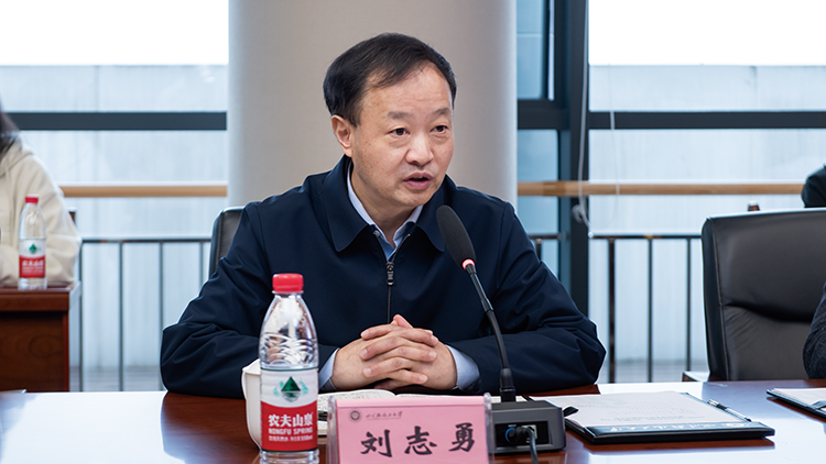 YAM_1066.jpg YAM_1066.jpg