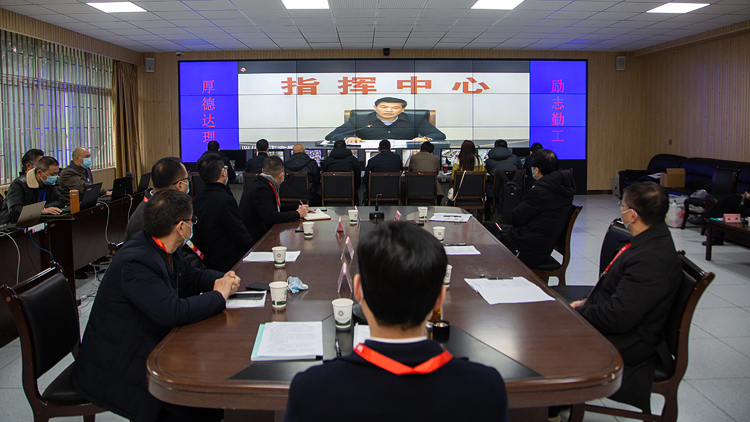 XCB_9043.jpg XCB_9043.jpg