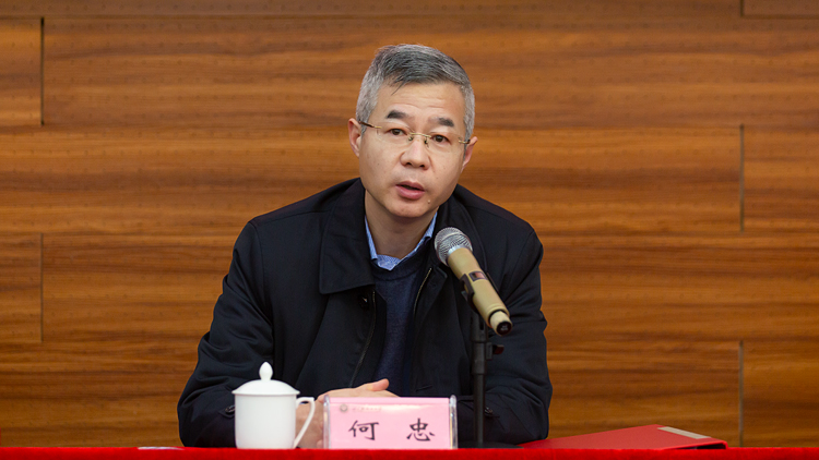 XCB_3403.jpg XCB_3403.jpg