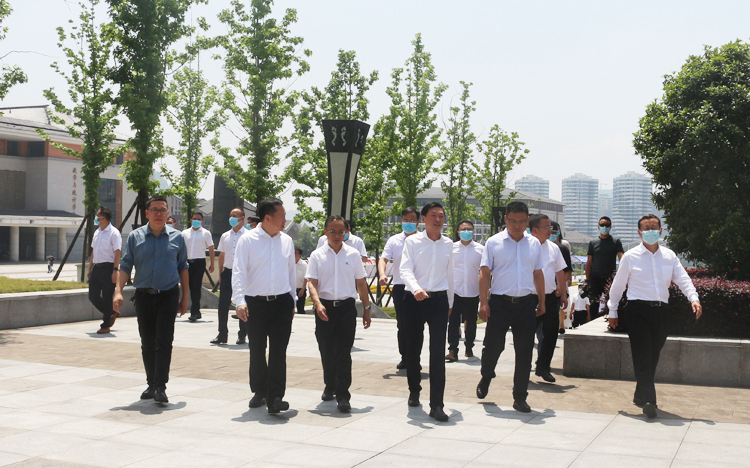 IMG_0042.jpg IMG_0042.jpg