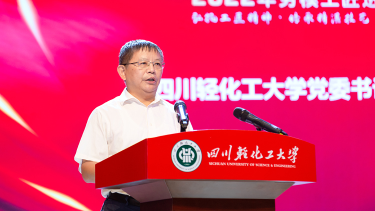 XCB_6189.jpg XCB_6189.jpg