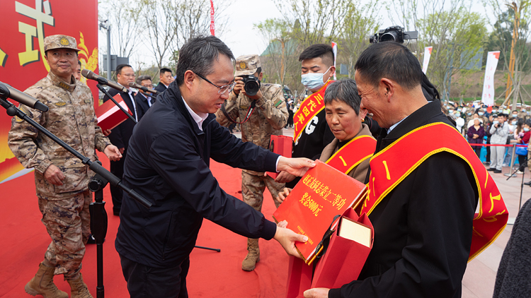 DSC05904.jpg DSC05904.jpg