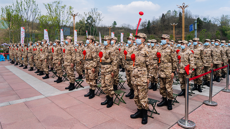 DSC05877.jpg DSC05877.jpg