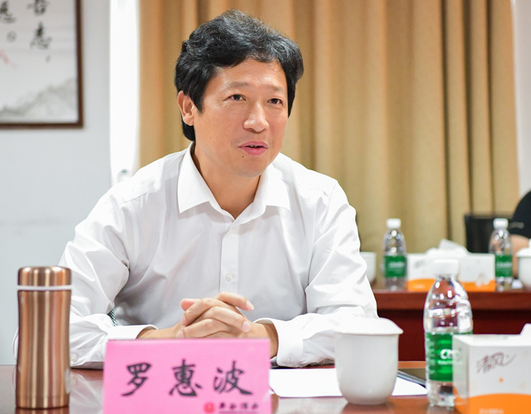 罗惠波副校长带队赴丰谷酒业公司、西科农业集团调研交流 (5).JPG 罗惠波副校长带队赴丰谷酒业公司、西科农业集团调研交流 (5).JPG