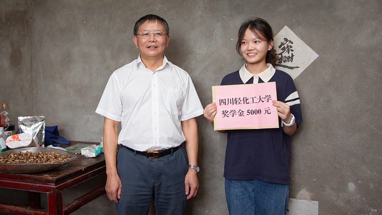 XCB_4370.jpg XCB_4370.jpg