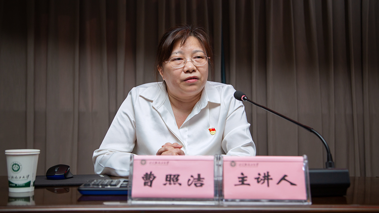 XCB_0245.jpg XCB_0245.jpg