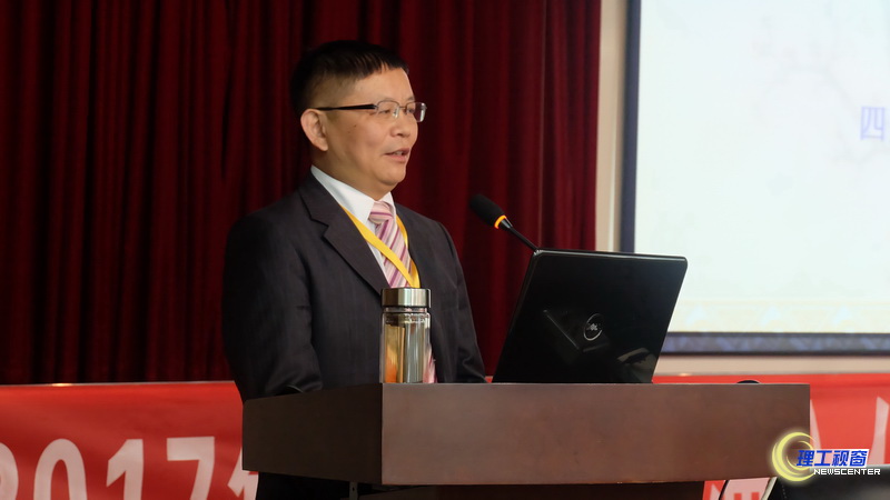 11-26 化工类高校本科教学工作研讨会 2.JPG